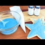 star cookies with icing